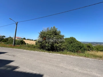 Terreno para Venda em São João Baptista e Santa Maria dos Olivais