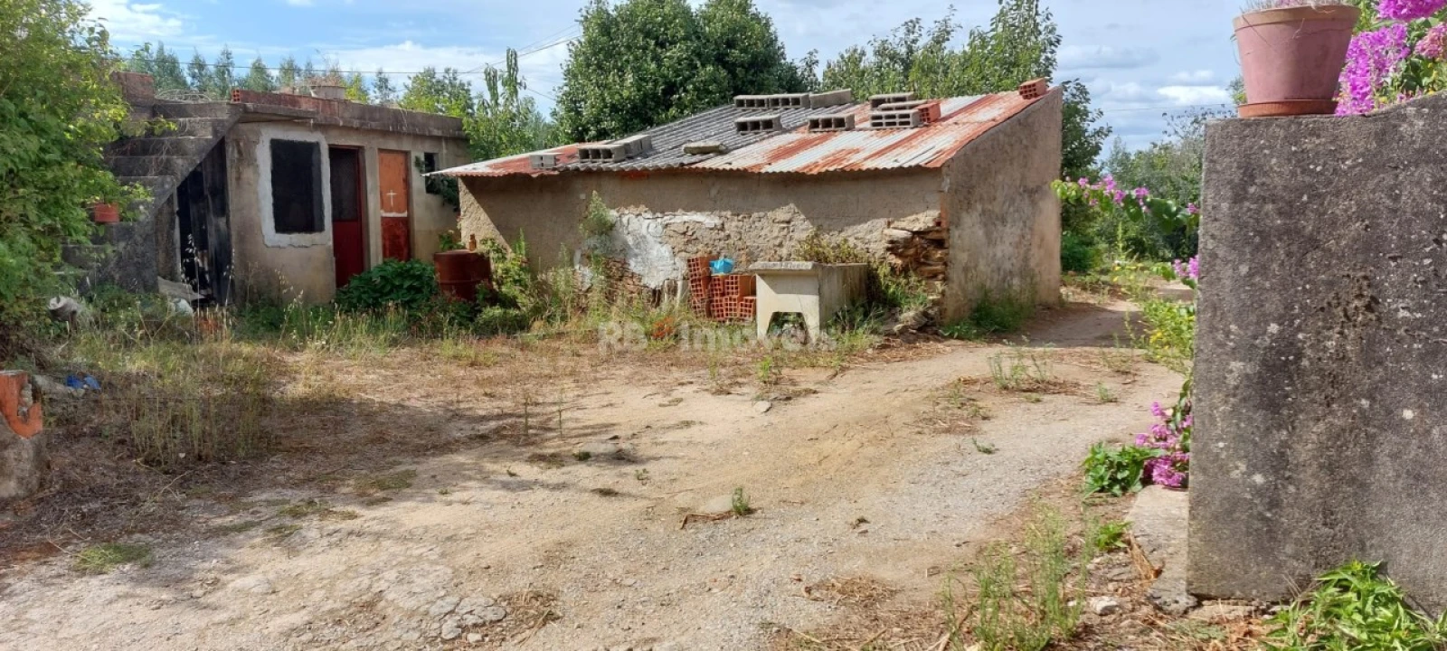 Quinta T3 para Venda em Nossa Senhora do Pranto Foto 28