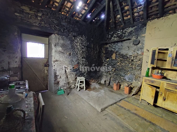 Quinta T3 para Venda em Nossa Senhora do Pranto