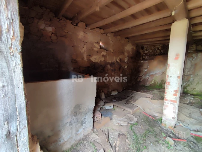 Quinta T3 para Venda em Areias e Pias Foto 56