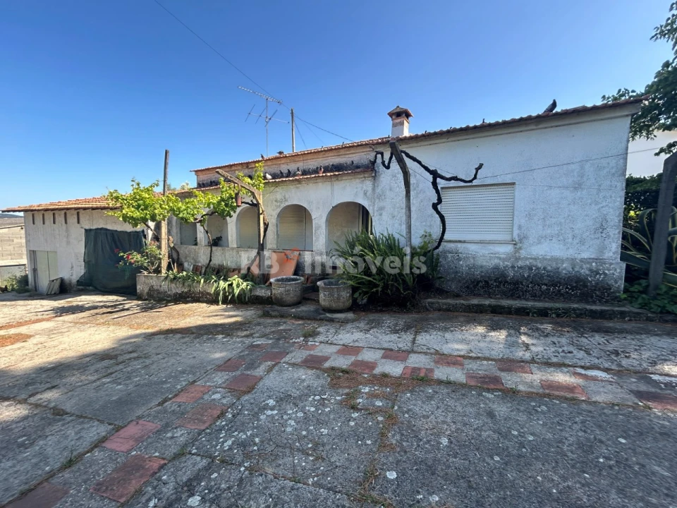 Quinta T2 para Venda em São João Baptista e Santa Maria dos Olivais Foto 3