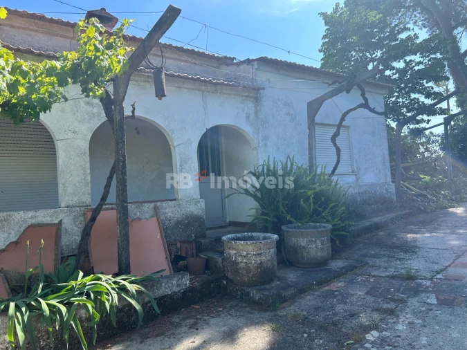 Quinta T2 para Venda em São João Baptista e Santa Maria dos Olivais Foto 5