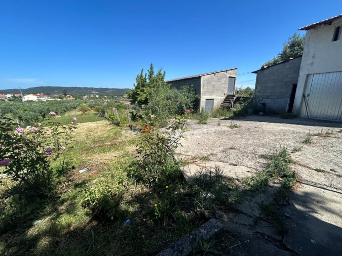 Quinta T2 para Venda em São João Baptista e Santa Maria dos Olivais Foto 18