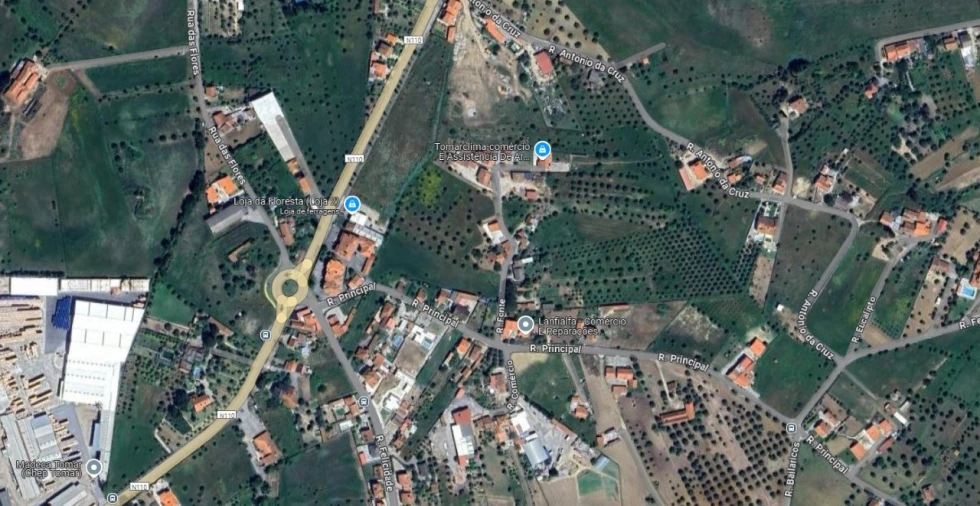 Quinta T2 para Venda em São João Baptista e Santa Maria dos Olivais Foto 46