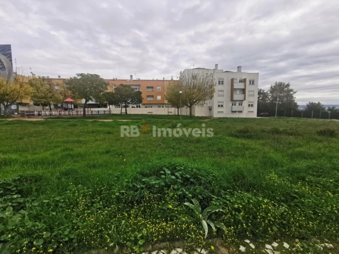 Terreno para Venda em Vila Nova da Barquinha Foto 4