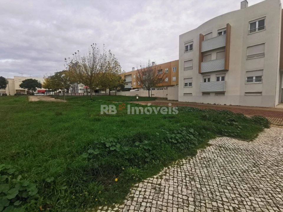 Terreno para Venda em Vila Nova da Barquinha Foto 7