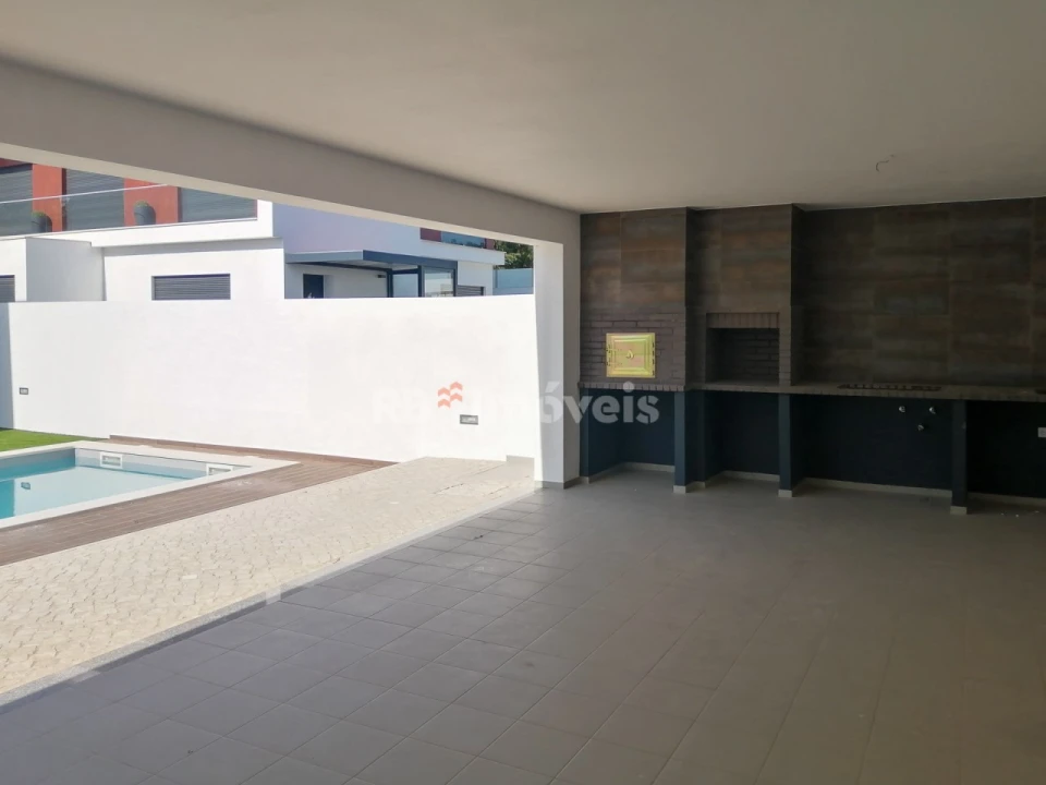 Moradia T5 para Venda em Nossa Sra de Fatima Foto 17