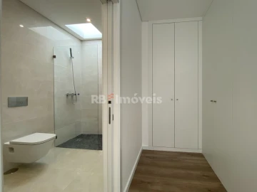 Moradia T5 para Venda em Nossa Sra de Fatima