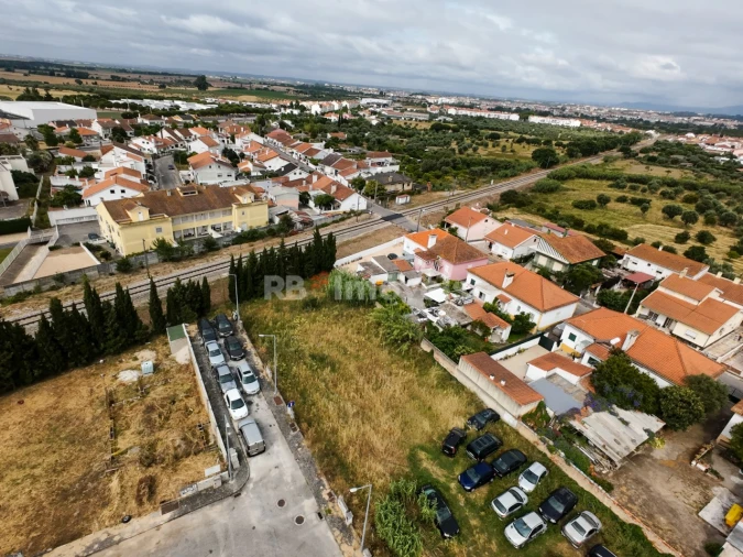 Terreno para Venda em Vila Nova da Barquinha Foto 1