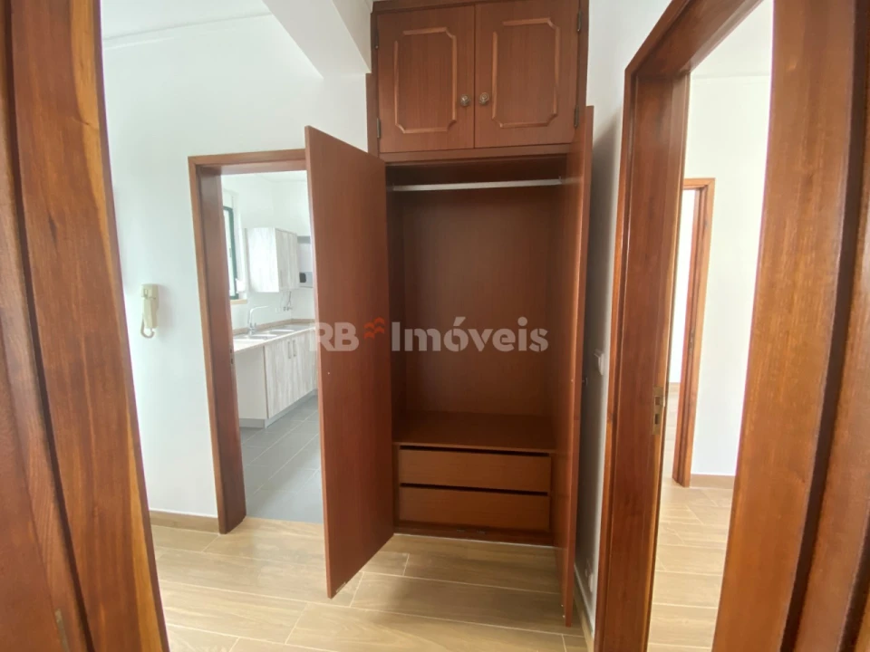 Apartamento T2 para Venda em São João Baptista e Santa Maria dos Olivais Foto 21