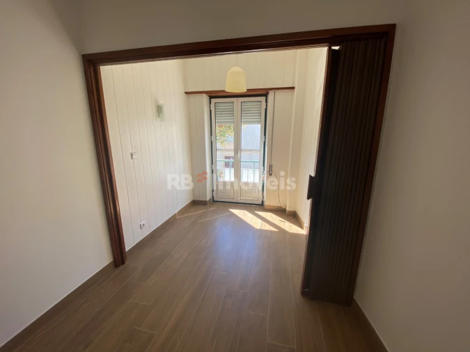 Apartamento T2 para Venda em São João Baptista e Santa Maria dos Olivais Foto 8