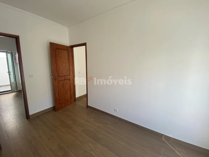 Apartamento T2 para Venda em São João Baptista e Santa Maria dos Olivais Foto 14
