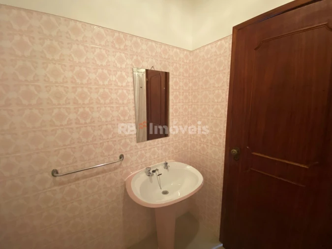 Apartamento T2 para Venda em São João Baptista e Santa Maria dos Olivais Foto 25