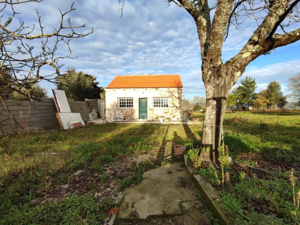 Quinta para Venda em Nossa Senhora do Pranto Foto 1