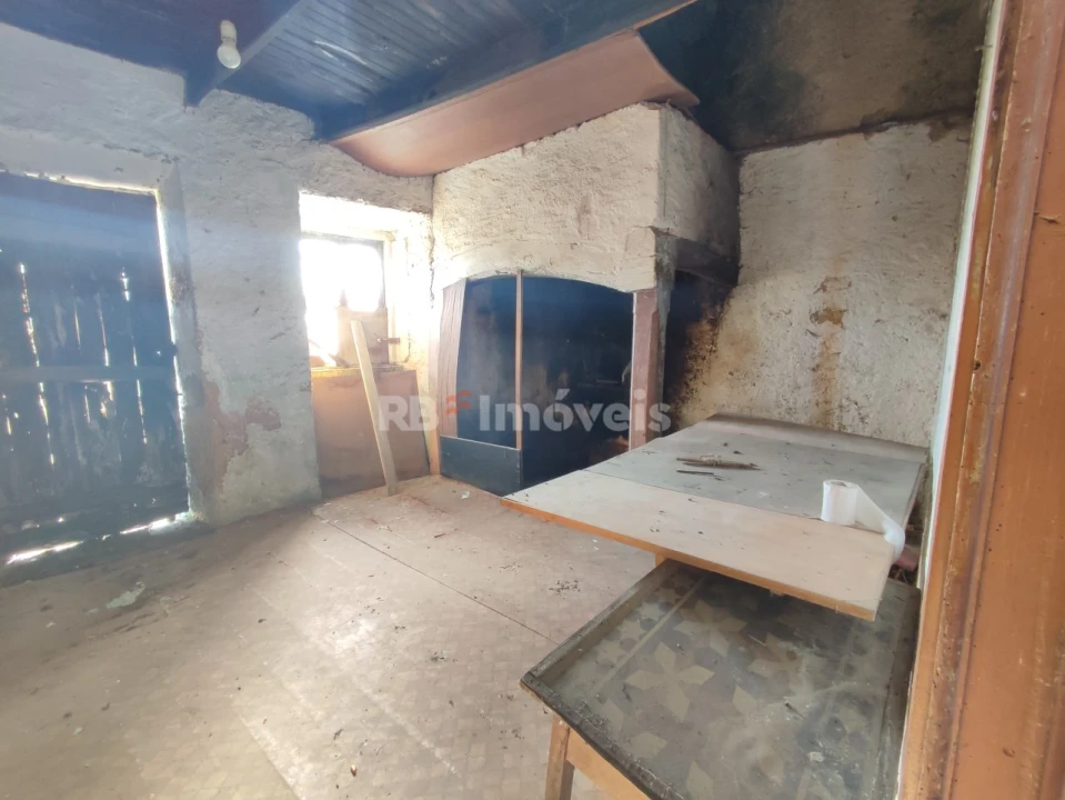 Moradia T4 para Venda em Areias e Pias Foto 16