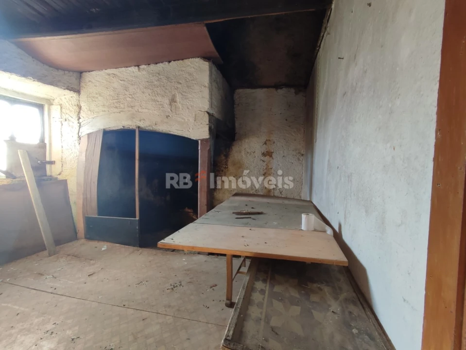 Moradia T4 para Venda em Areias e Pias Foto 24