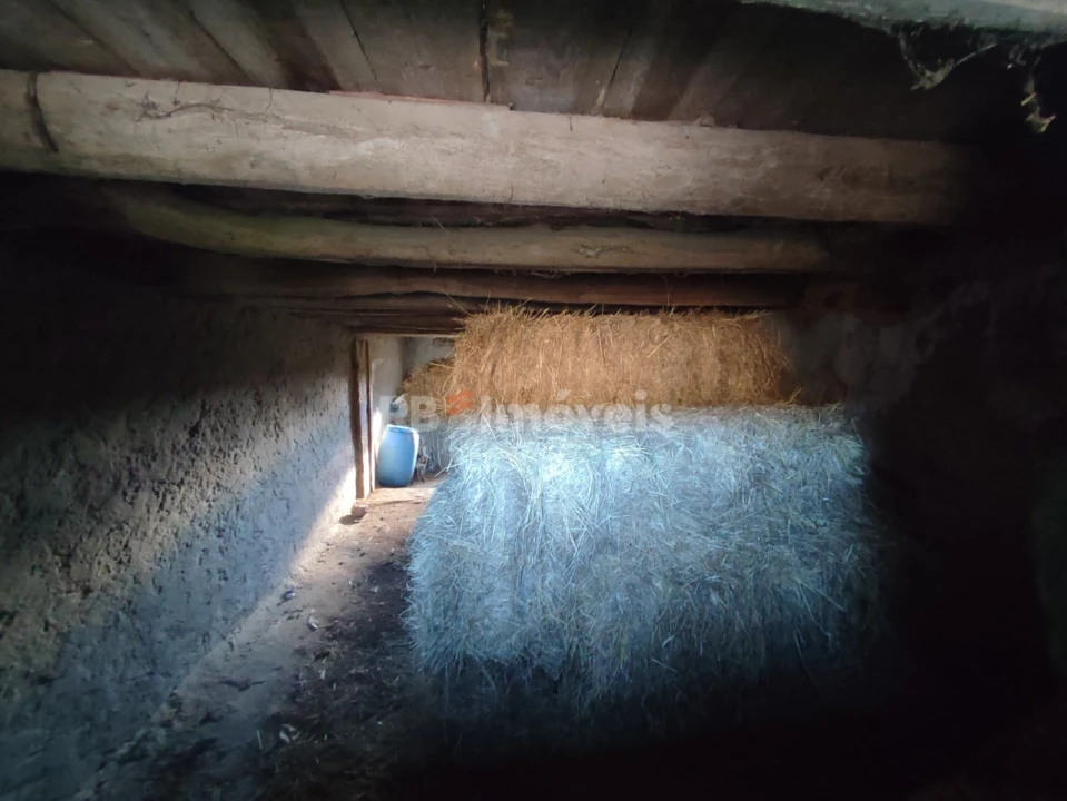 Moradia T4 para Venda em Areias e Pias Foto 51