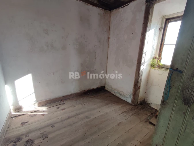 Moradia T4 para Venda em Areias e Pias Foto 18