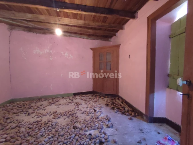 Moradia T4 para Venda em Areias e Pias Foto 31