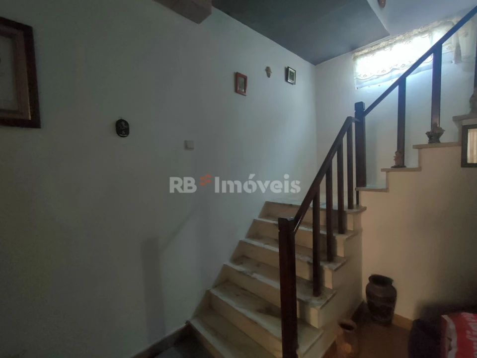 Moradia T2 para Venda em Além da Ribeira e Pedreira Foto 7