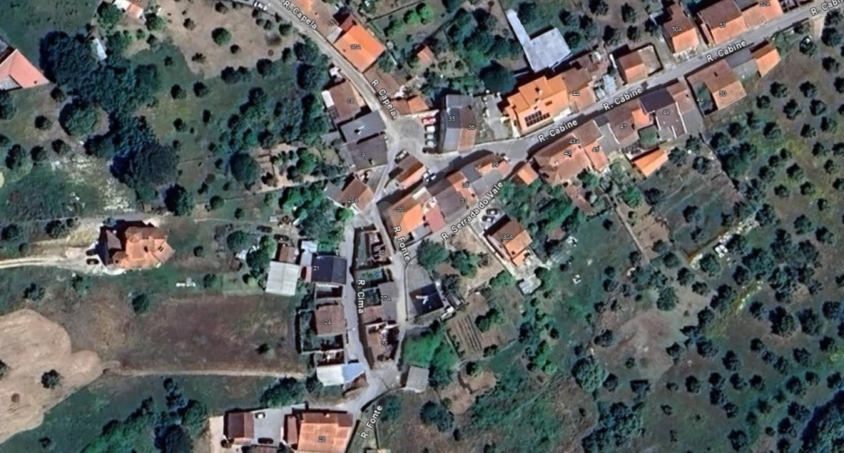 Moradia T2 para Venda em Além da Ribeira e Pedreira Planta 1