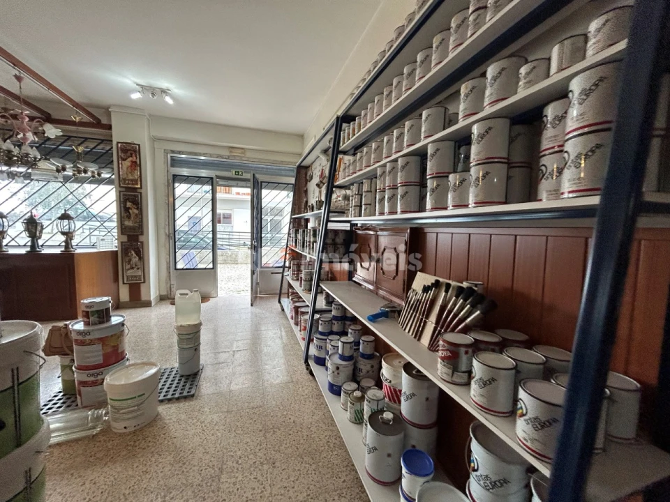 Loja para Venda em São João Baptista e Santa Maria dos Olivais Foto 7