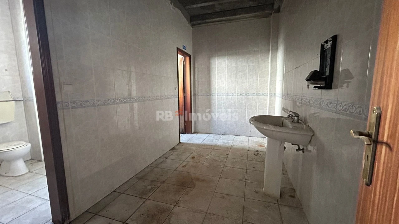 Armazém para Venda em Montalvo Foto 17