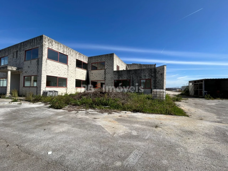 Armazém para Venda em Montalvo Foto 24