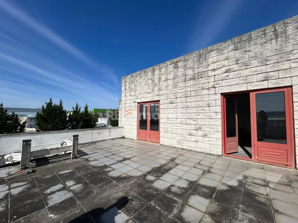 Armazém para Venda em Montalvo Foto 41