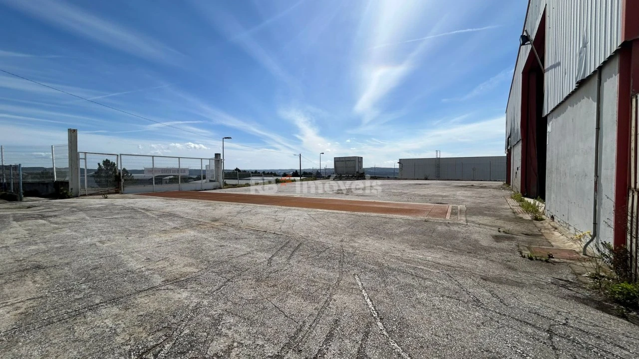 Armazém para Venda em Montalvo Foto 43