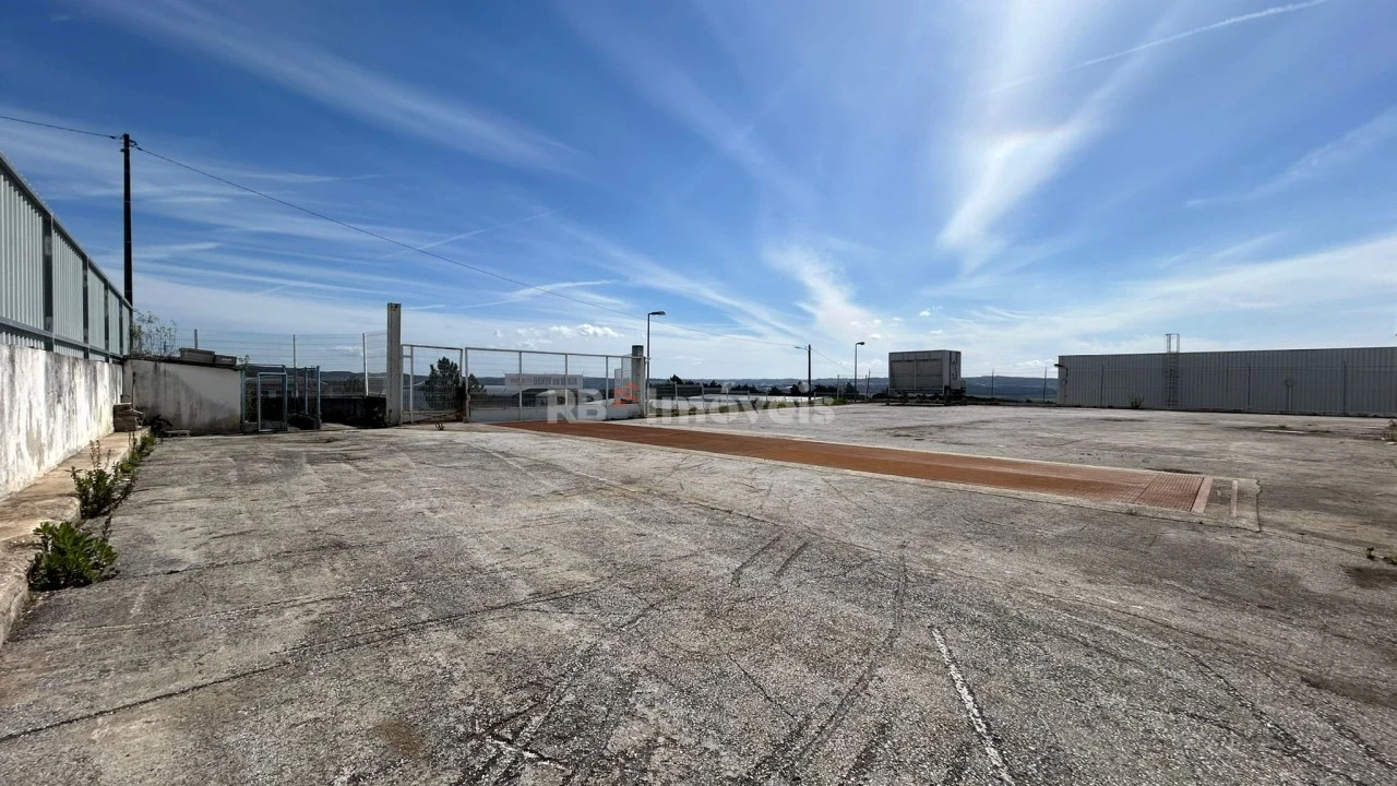 Armazém para Venda em Montalvo Foto 46