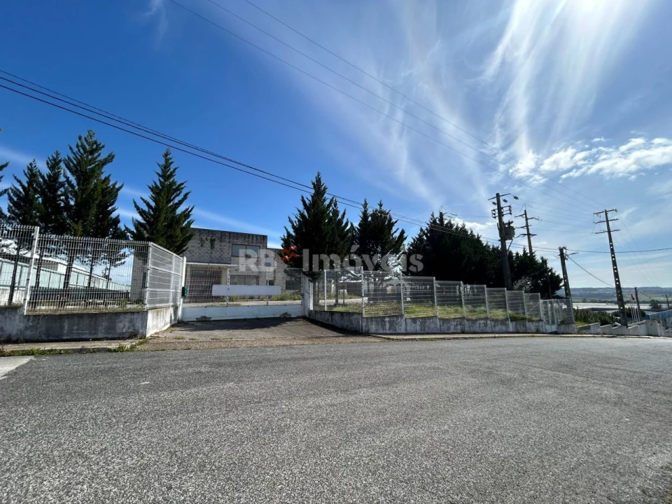 Armazém para Venda em Montalvo Foto 34