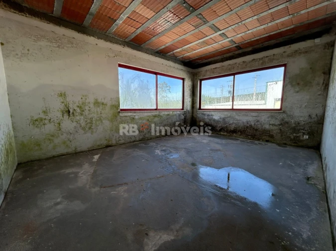 Armazém para Venda em Montalvo Foto 29