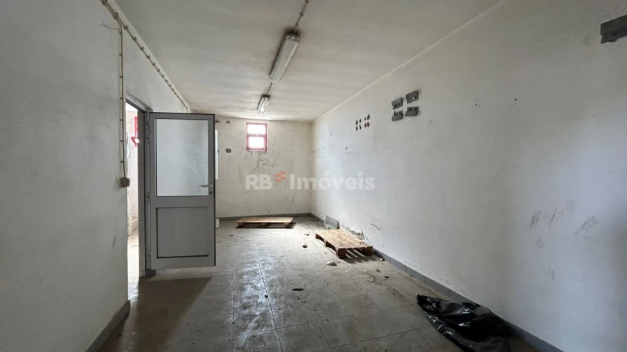 Armazém para Venda em Montalvo Foto 62