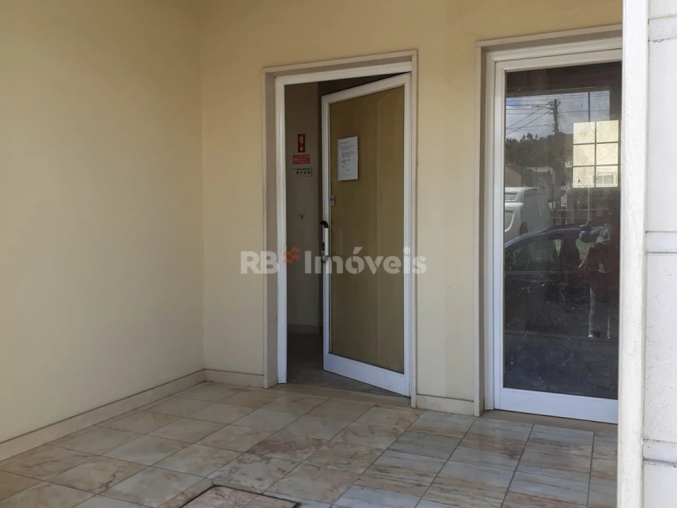 Loja para Venda em Chamusca e Pinheiro Grande Foto 8