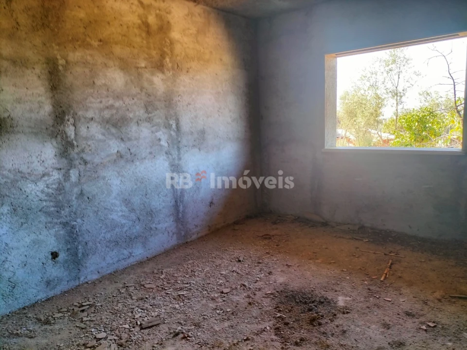 Moradia T3 para Venda em Olalhas Foto 16