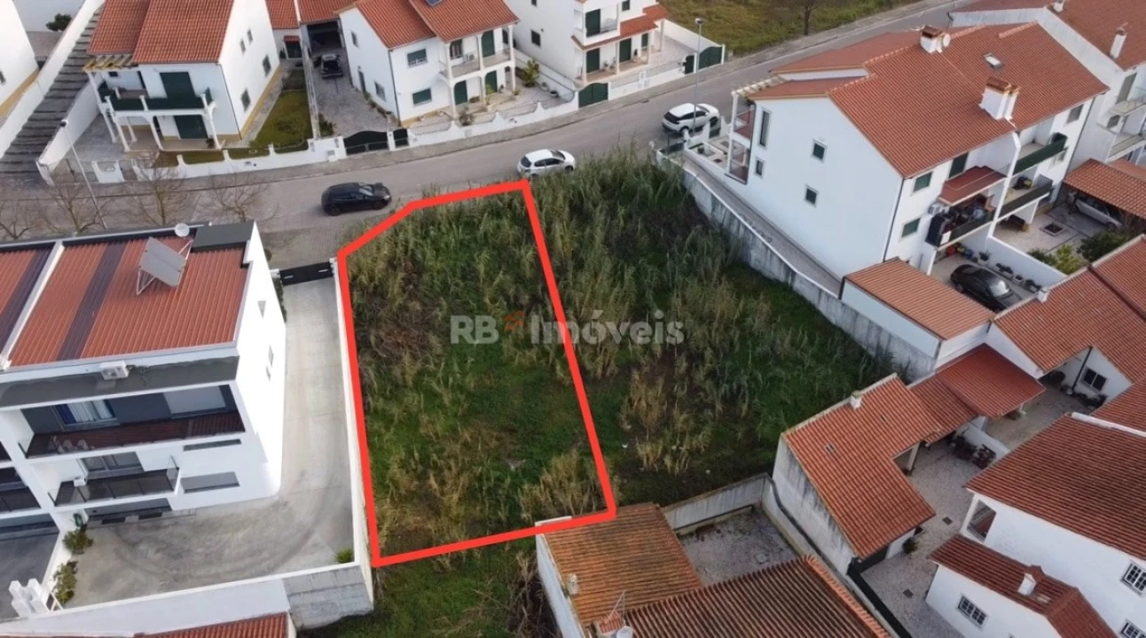 Terreno para Venda em Vila Nova da Barquinha Foto 1