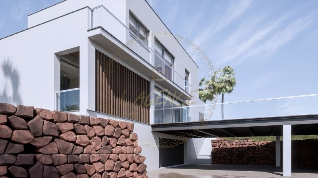 Moradia T4 para Venda em Lagos (São Sebastião e Santa Maria) Foto 14