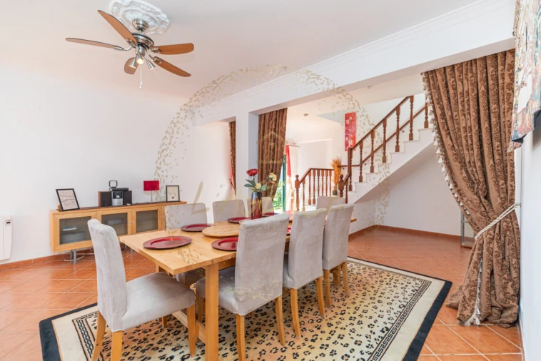 Moradia T4 para Venda em São Brás de Alportel Foto 4