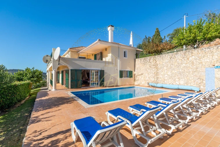 Moradia T4 para Venda em São Brás de Alportel