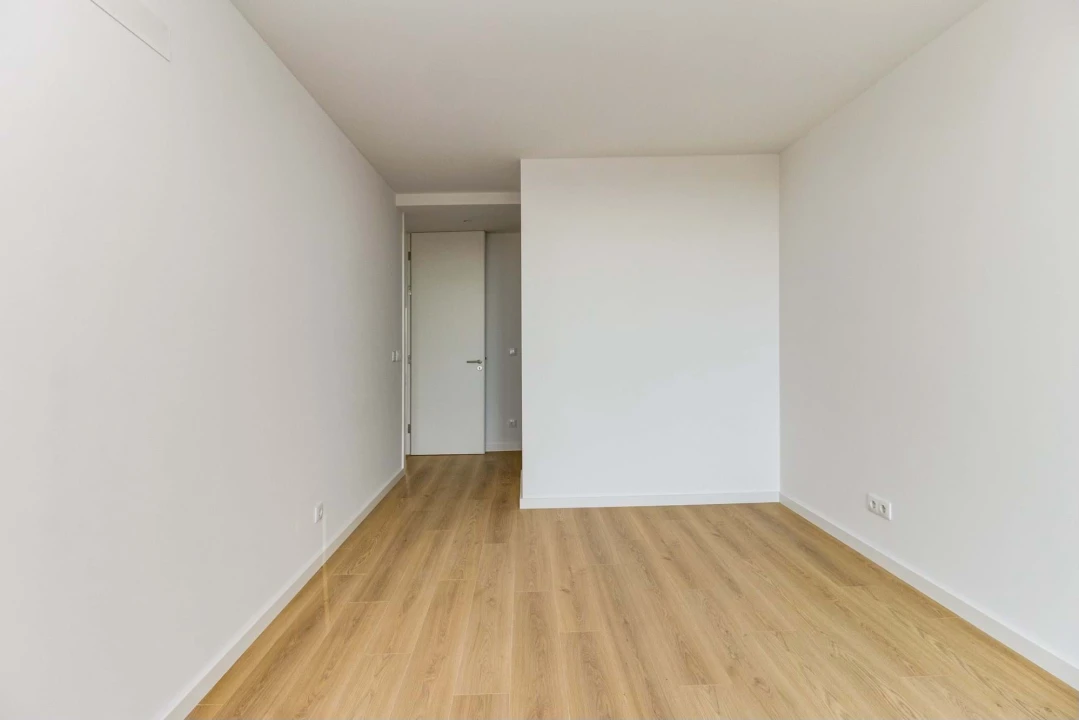 Apartamento T3 para Venda em Agualva e Mira-Sintra Foto 9