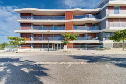 Apartamento T3 para Venda em Agualva e Mira-Sintra