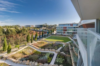 Apartamento T3 para Venda em Agualva e Mira-Sintra