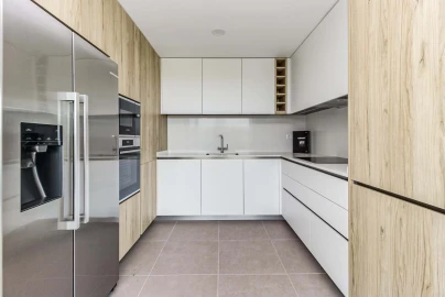 Apartamento T3 para Venda em Agualva e Mira-Sintra