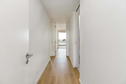 Apartamento T3 para Venda em Agualva e Mira-Sintra