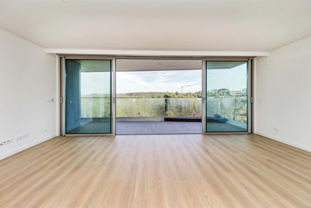 Apartamento T3 para Venda em Agualva e Mira-Sintra Foto 2