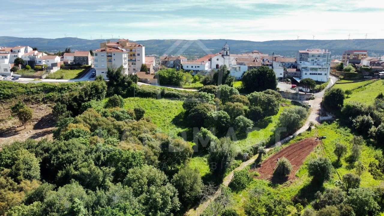 Terreno para Venda em Turquel Foto 1