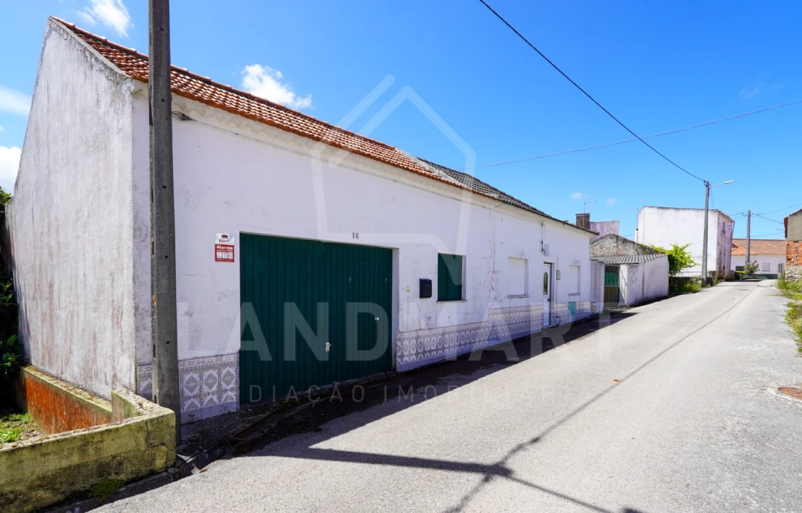 Moradia T3 para Venda em Coz, Alpedriz e Montes Foto 2