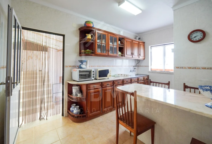 Moradia T3 para Venda em Coz, Alpedriz e Montes Foto 5