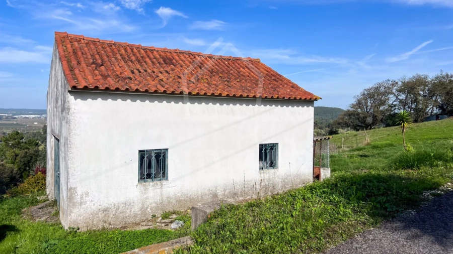 Moradia T1 para Venda em Maiorga Foto 4